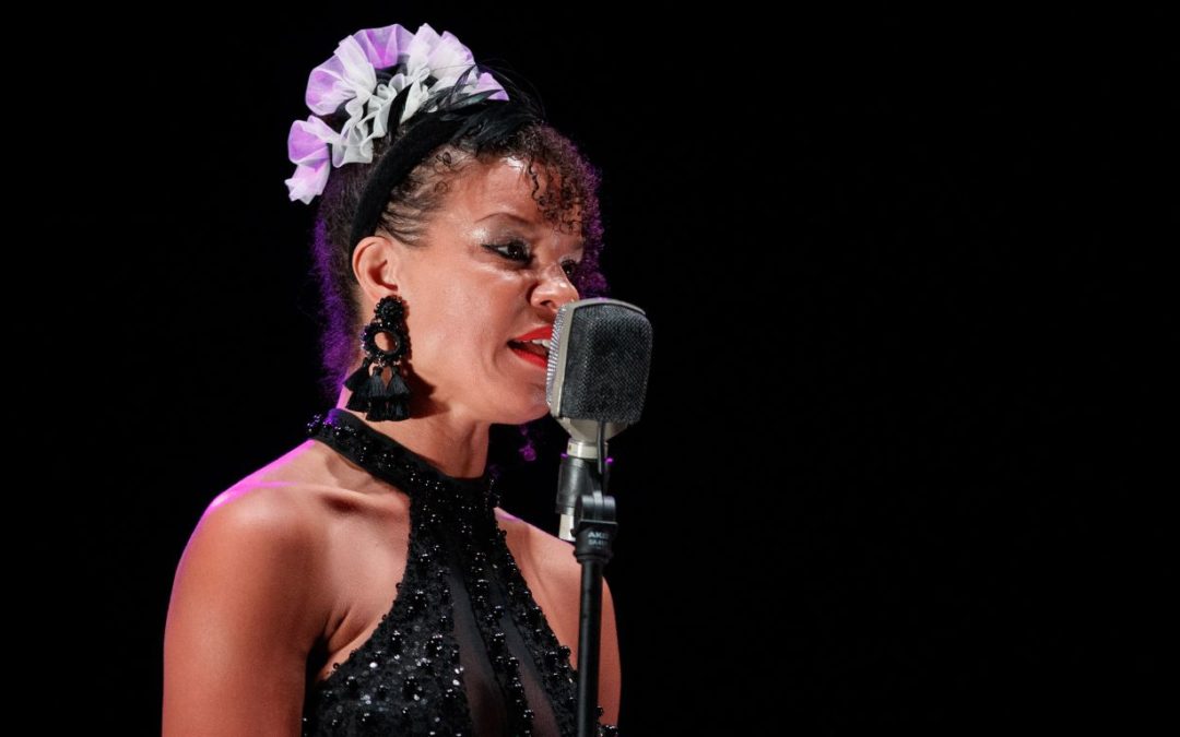 Sulle orme di Joséphine: Nicolle Rochelle tra arte e impegno